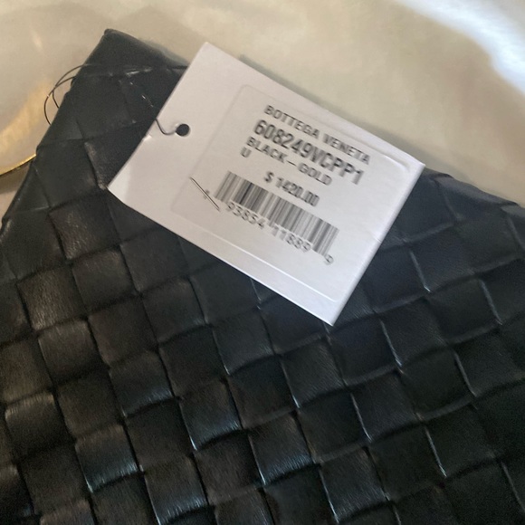 Bottega Veneta Woven Clutch - Picture 3 of 3